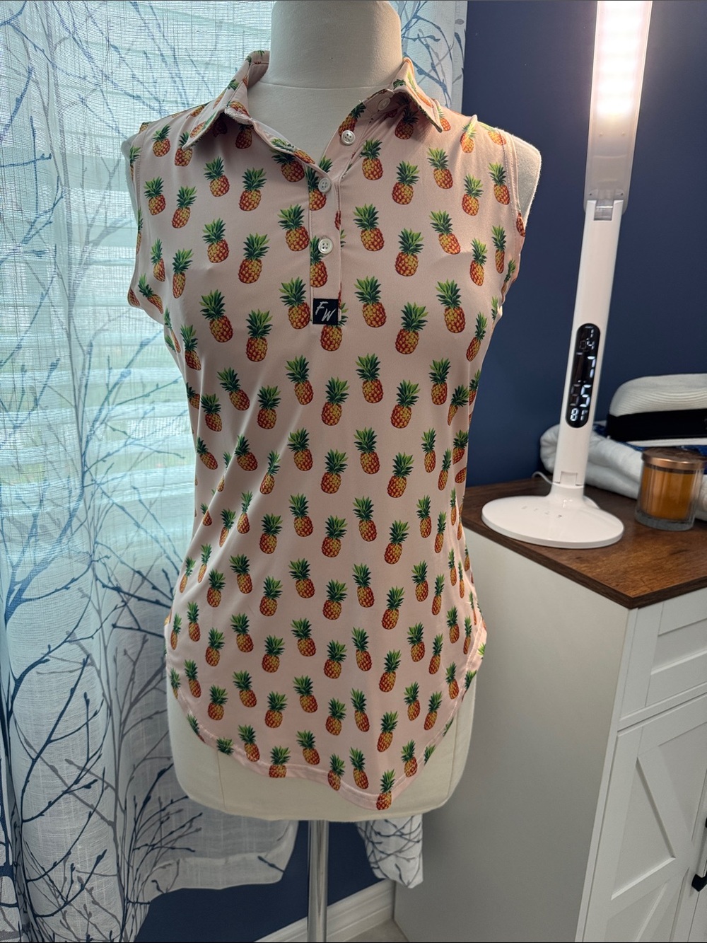 Full Wedge Golf -Sleeveless Pineapple Print Polo Tank Top -